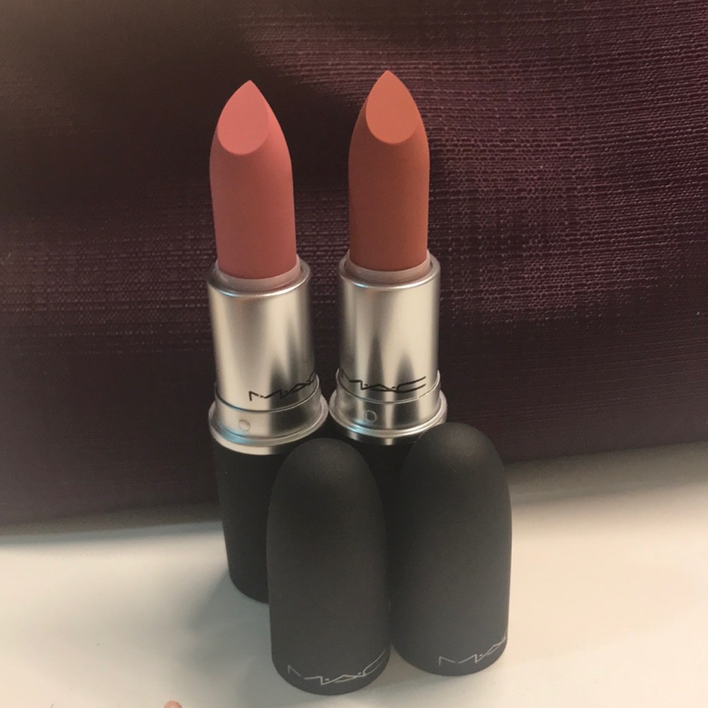 Mac powder Kiss lipstick
